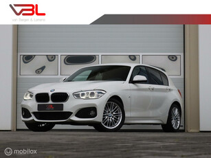 BMW 1-serie 116d Executive | M-sport | Shadowline | Sportstoelen | Automaat | All-seasonbanden |