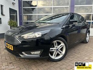 Ford Focus 1.0 Titanium * NAVIGATIE * 5 DRS * LED * LM *