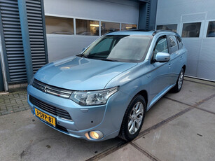 Mitsubishi Outlander 2.0 PHEV Instyle LEER Schuifdak Navigatie