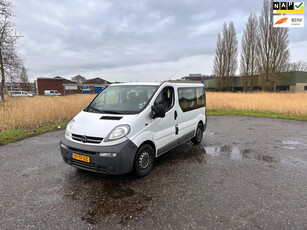 Opel Vivaro Combi 2.5 CDTI L1H1 9Persoons.9Persoons