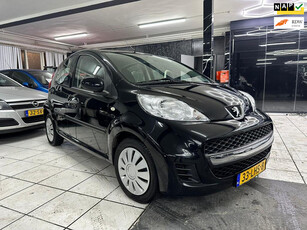 Peugeot 107 1.0-12V XS