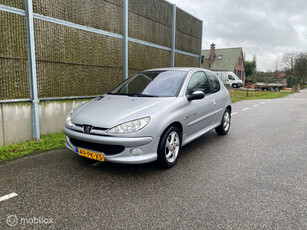 Peugeot 206 1.4-16V Gentry NAP|APK|AIRCO