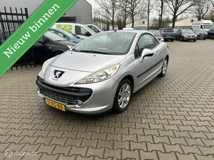 Peugeot 207 CC 1.6 VTi Première