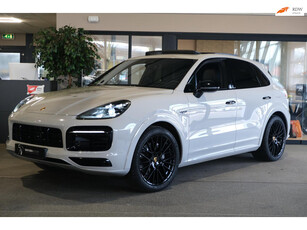 Porsche Cayenne 3.0 E-Hybrid SportDesign 462PK Krijt Pano Lucht Leder Led Trek