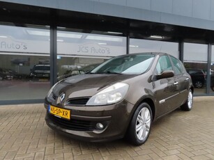 Renault Clio 1.6-16V Initiale Ecc Leder Panorama Dak 2006