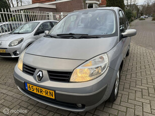 Renault Scenic 2.0-16V Privilège Luxe