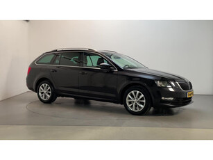 Skoda Octavia Combi 1.5 TSI 150pk DSG Greentech Business Edition Leder-Stof Navigatie Parkeersensoren