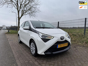 Toyota Aygo 1.0 VVT-i x-play, Camera, Navigatie, Apple Carplay, Airconditioning, Electr. spiegels, 1e eig en Dealer onderhouden