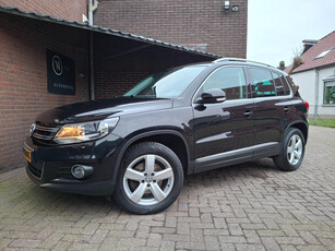 Volkswagen Tiguan 1.4 TSI Sport&Style 122PK Trekhaak / Cruise Controle / Navigatie / Blouthoot / Parkeer Sensoren