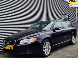 Volvo V70 2.0F Summum 02-2008 Black Sapphire Metallic YOUNGTIMER!! BTW AUTO!!