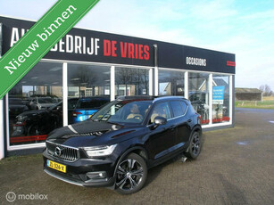 Volvo XC40 2.0 T4 Inscription Pano/Leder/H&K/19Inch/Winterpakket/NAP