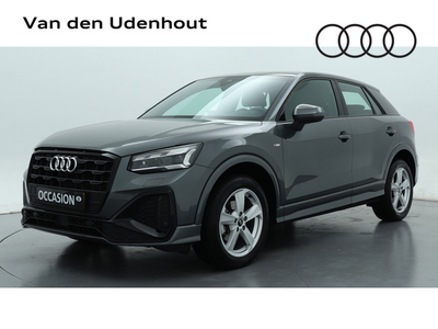 Audi Q2 30 TFSI S Edition | Stoelverwarming | Zwart optiek | PDC |