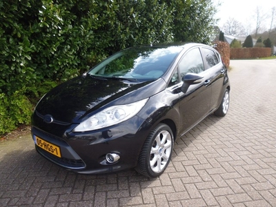 Ford Fiesta 1.6 Titanium CRUISE PDC LMV ECC