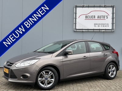 Ford Focus 1.0 EcoBoost Edition Navigatie/Trekhaak/Airco.