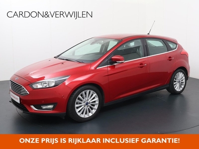 Ford Focus 1.0 Titanium | 125 PK | Trekhaak | Lichtmetalen velgen 17