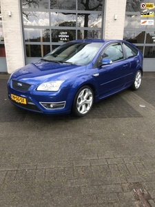 Ford Focus 2.5-20V ST