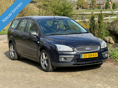 Ford Focus Wagon 1.6-16V Champion apk 12-2024 airco