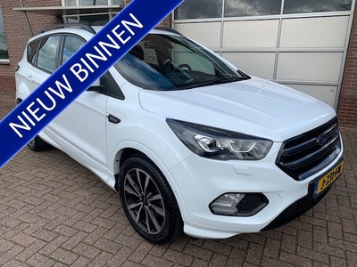 Ford Kuga 1.5 EcoBoost ST Line Trekaak 2000 Kg