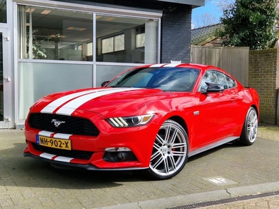 Ford Mustang Fastback 2.3 EcoBoost CLIMA / CRUISE / NAVI