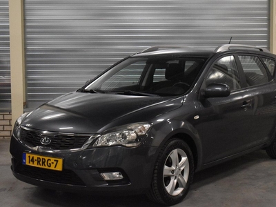 Kia Cee'd Sporty Wagon 1.4 CVVT Seven 1e Eigenaar 71.000KM! + Navigatie|Bluetooth|Camera|Cruise Control|Trekhaak|