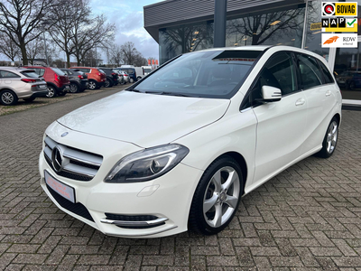 MERCEDES B-KLASSE 180 Ambition, Navigatie, Clima, Bluetooth, etc