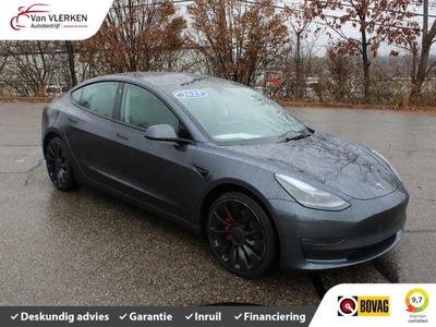 Tesla Model 3 3x Long Range AWD Performance Kleur blauw zwart Grijs