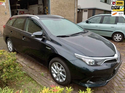 Toyota Auris Touring Sports 1.8 Hybrid Dynamic