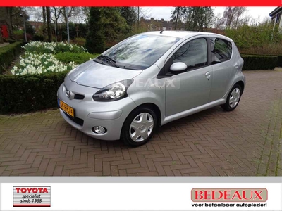 Toyota Aygo 1.0 VVT-i 5D Comfort Navigator bij Toyota specialist met 12 maanden garantie