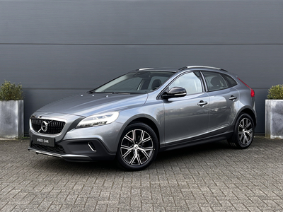 VOLVO V40 Cross Country 1.5 T3 Dynamic Edition | Standkachel | On-Call | Trekhaak | Nieuwe banden en velgen 17inch |