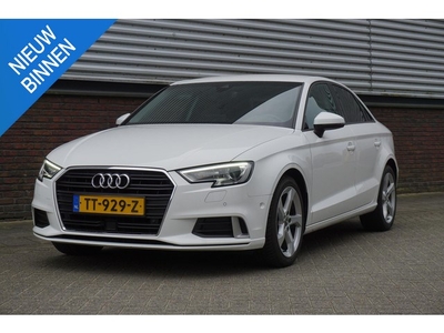 Audi A3 Limousine 30 TFSI Sport-Xenon-17Inch Veel extra