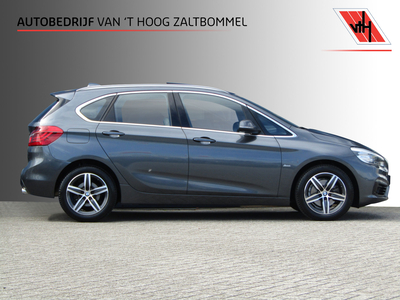 BMW 2-SERIE Active Tourer 220i Automaat High Executive PANORAMADAK LEDER NAVI PROFF.