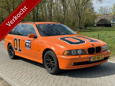 BMW 5-serie Touring 520i Carbagerun Dukes of Hazzard