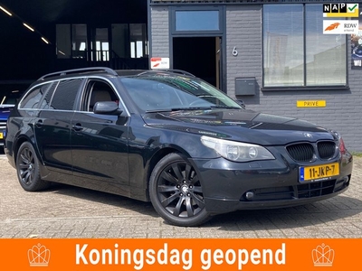 BMW 5-serie Touring 523i Business LineAutomaatLederAPK