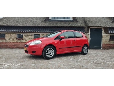 Fiat Grande Punto 1.4 Active CruiseControlAirco