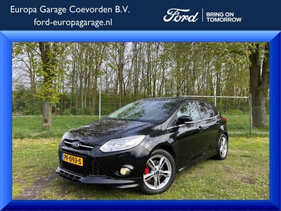 Ford Focus 1.6 EcoBoost 150PK Titanium + Styling Pack