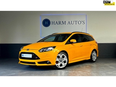 Ford Focus Wagon 2.0 EcoBoost ST-3 250pk