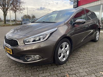 KIA CEE D cee'd Sportswagon 1.6 GDI Business P.