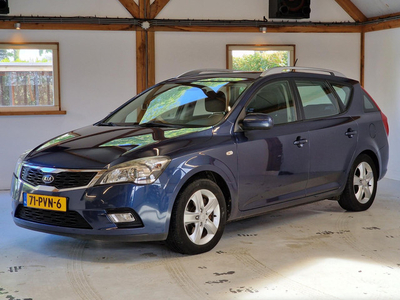 Kia Cee'd Sporty Wagon 1.4 CVVT Seven (Trekhaak / Airco / Cruise / Navi / Camera)