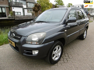 Kia Sportage 2.0 CVVT Airco Trekhaak 1400kg Cruise Hoge