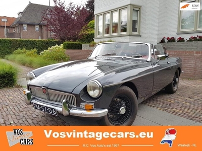 MG MG-B 1.8 Cabriolet - Completely restored.