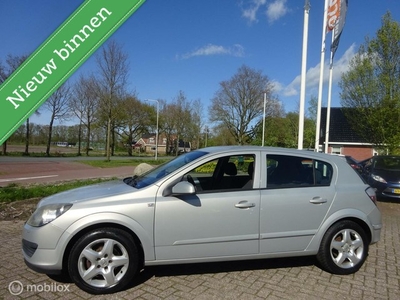 Opel Astra 1.6 Executive '07 5DRS, AircoCruiseTrekhaak!