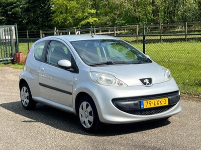 Peugeot 107 1.0-12V XS /Nieuwe Apk/