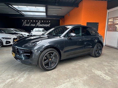 Porsche Macan 3.0 S / Pano Luchtvering 21inch Sportchrono sportuitlaat