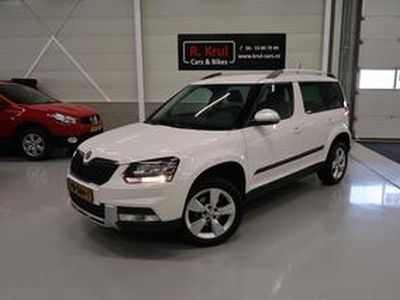 Skoda YETI OUTDOOR 1.2 TSI Adventure Airco Navigatie Boekjes aanwezig 2 sleutels Sportvelgen Dakrails Multifunctioneel stuurwiel Bluetooth Nette auto met scheurtje in de voorruit