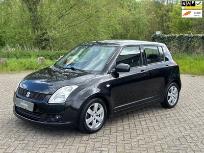 Suzuki Swift 1.3 Exclusive APPLE CARPLAY I STOELVERWARMING