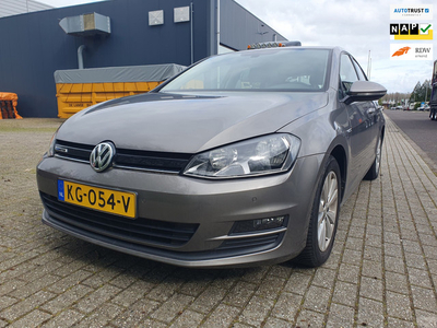 Volkswagen Golf 1.0 TSI Connected Series