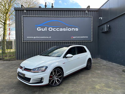 Volkswagen Golf 2.0 TSI GTI - Pano - Keyless - 211 PK