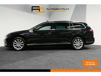 Volkswagen Passat Variant 1.4 TSI GTE Highline / Orig. Nederlands / Virtual Cockpit / Panoramadak / Trekhaak (afneembaar) / Leder-alcantara / Stoelverwarming / Stoelmassage / Adapt. Cruise / Navigatie / Achteruitrijcamera / Climate Control/