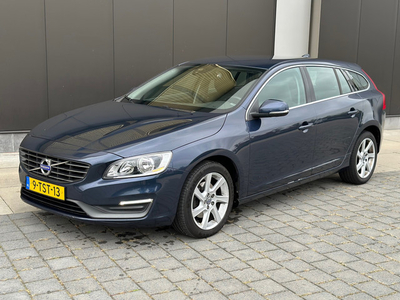 Volvo V60 1.6 D2 Momentum l incidinteel storing Automaat l Navi l Climate l VDOH l Distr VV l Automaat nwe Olie+filter l