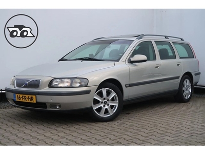 Volvo V70 2.3 T-5 (bj 2000, automaat)